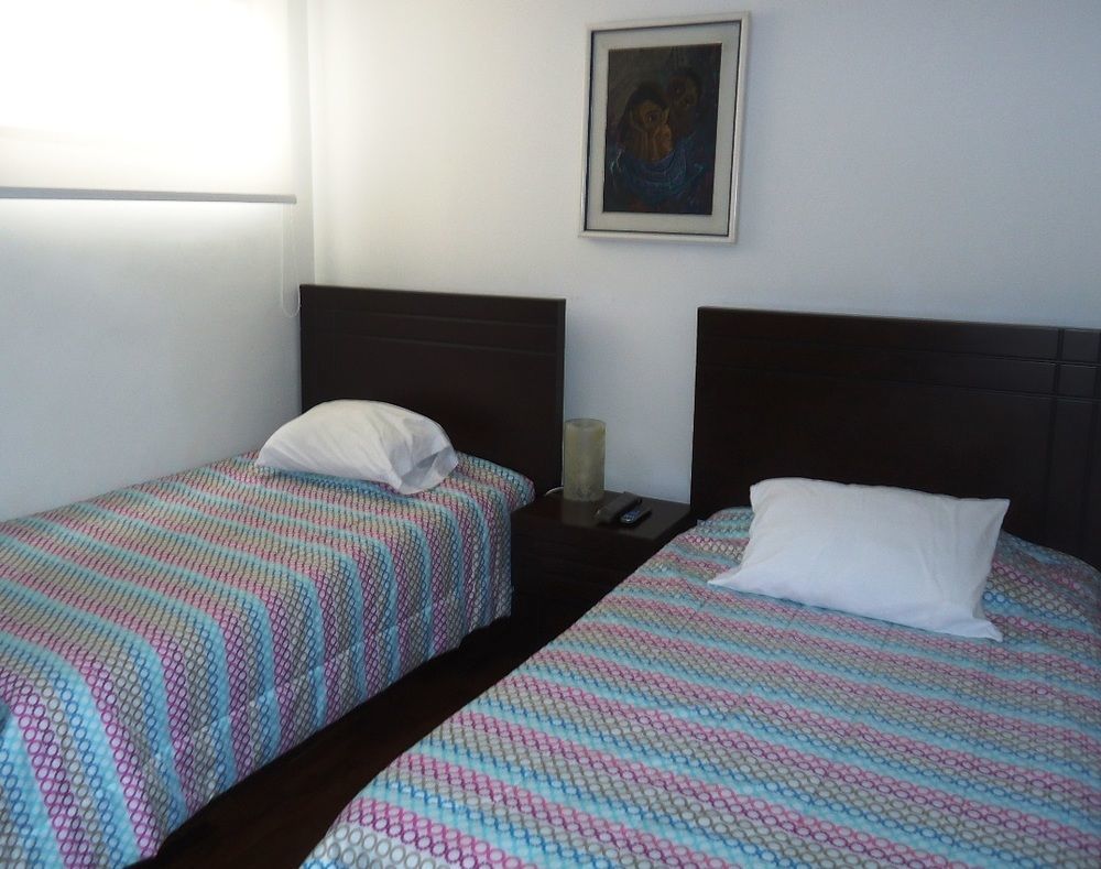 Bed & Breakfast - La Casa De Ceci Lima Buitenkant foto