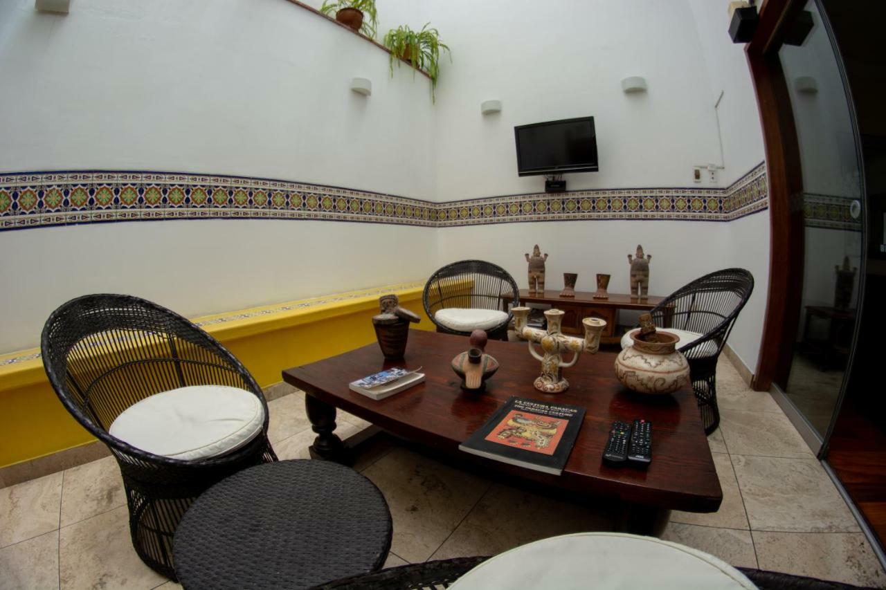 Bed & Breakfast - La Casa De Ceci Lima Buitenkant foto