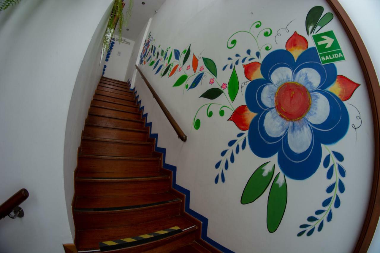 Bed & Breakfast - La Casa De Ceci Lima Buitenkant foto